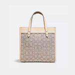 COACH 經典標誌緹花 FIELD TOTE 22號托特包 手提單肩斜挎包 象牙白/星夜藍