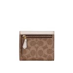 【3色】COACH 蔻馳 馬車LOGO防刮皮革三折信封短夾 短款錢包