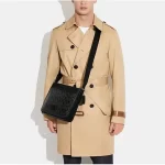 COACH 男士經典標誌 DISTRICT 斜挎包 郵差包