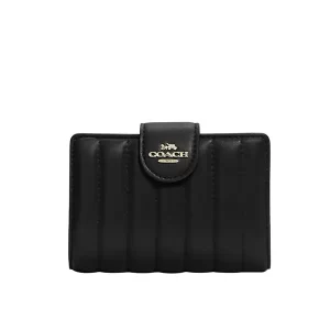 【2色】COACH 金字馬車LOGO 絎縫納帕皮革壓扣式中夾