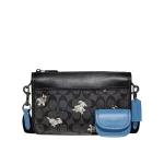 【5色】COACH 史努比聯名款 HERITAGE 經典標誌皮革多功能斜挎包
