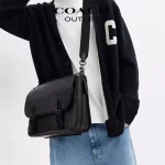 COACH HITCH 經典SIGNATURE 單肩斜背包